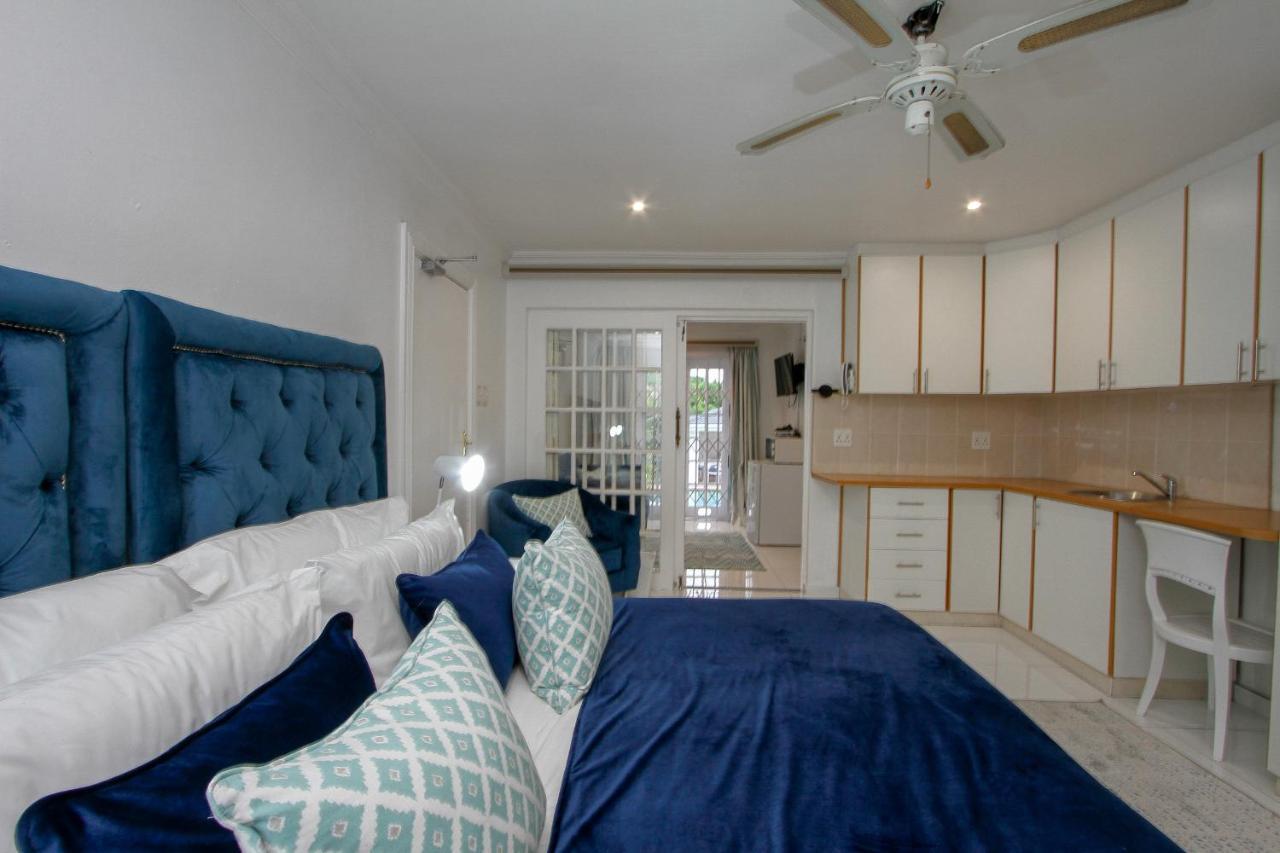 Blue Waves Lodge Umhlanga Rocks Екстериор снимка